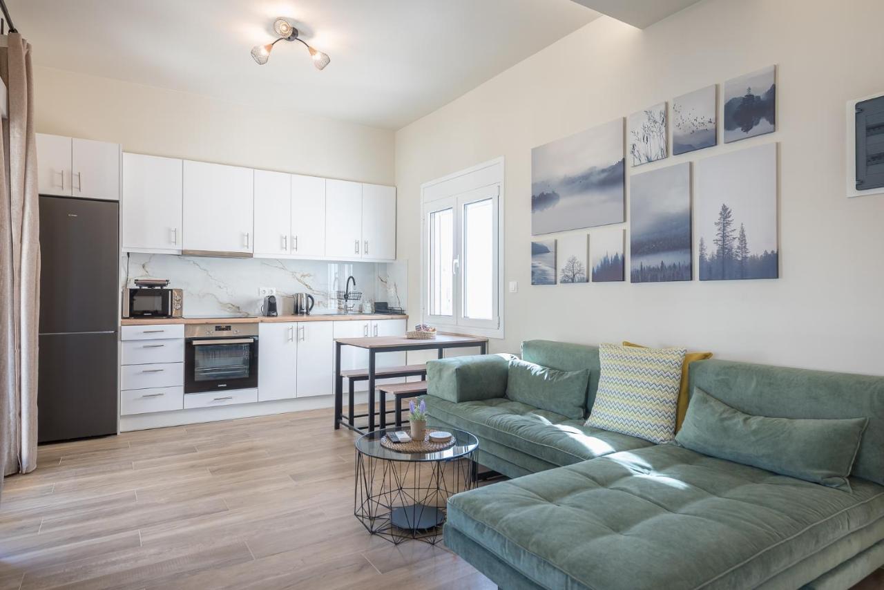Attiki Metro Top Floor By Greece Apartment 아테네 외부 사진