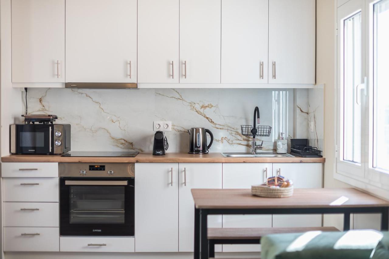 Attiki Metro Top Floor By Greece Apartment 아테네 외부 사진